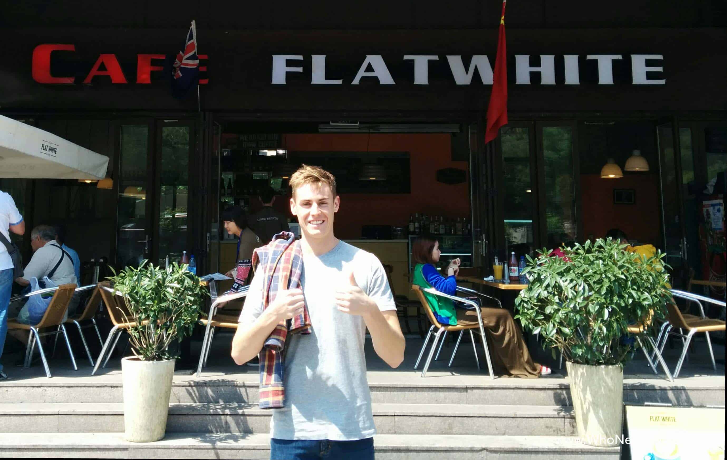 Cafe Flat White - dating an australian 
