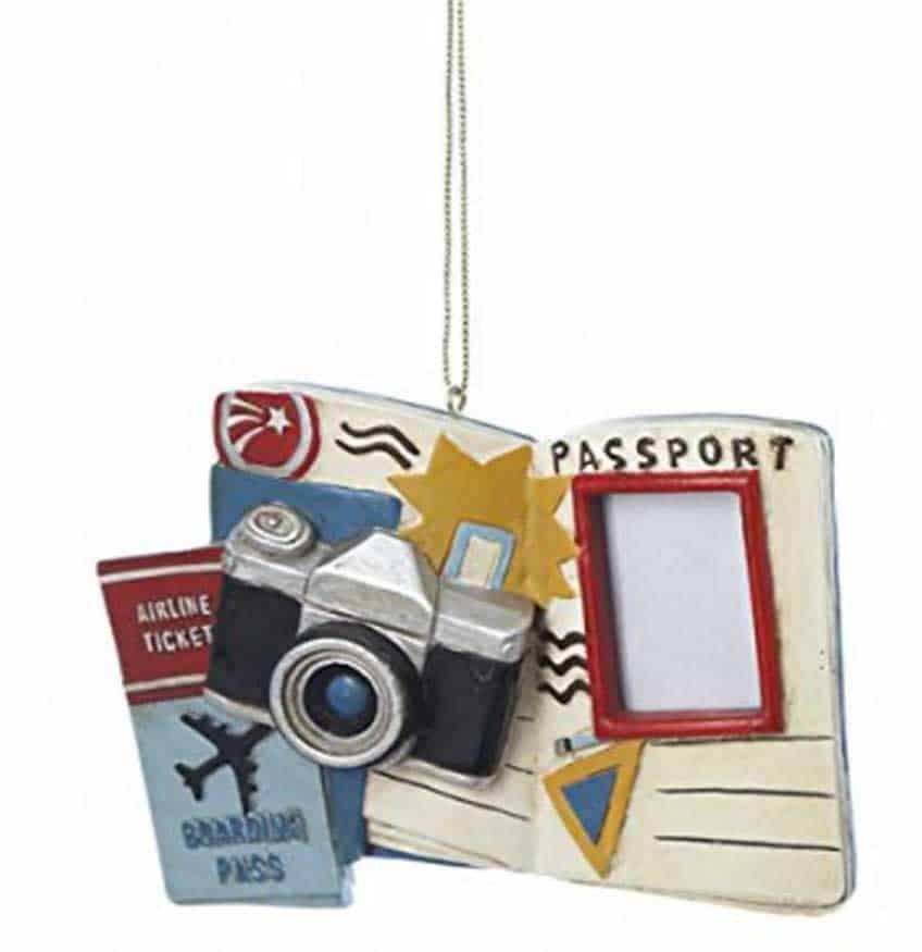 passport-travel-gift-ideas